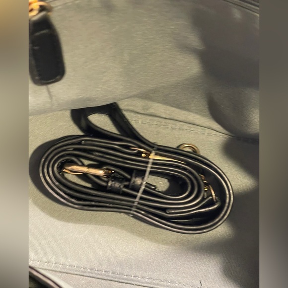 NWT- Ellen Tracy Signature Dome Crossbody Satchel-BLACK - Picture 11 of 15